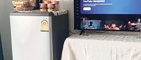 Chambre Supérieure, 1 chambre, balcon, vue mer | Télévision