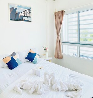 Exclusive-værelse - 1 soveværelse - balkon - havudsigt | Individuelt design, individuel indretning, skrivebord