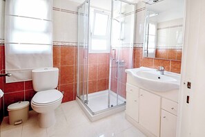 Duschwanne, Handtücher