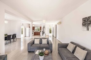 Smart TV - Villa Orange Tree - Three Bedroom Villa, Sleeps 6 (Latchi)