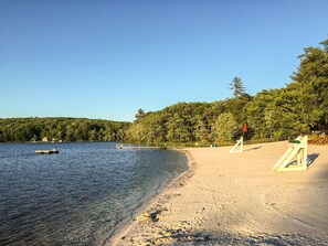 Sun-loungers, beach towels
