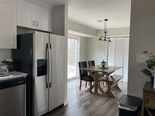 Amazing House 3 min to Lake Lanier Sleeps 6