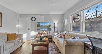 Tranquil 2BR Apt NE Mpls - 8073 Apt 2