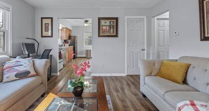 Tranquil 2BR Apt NE Mpls - 8073 Apt 2