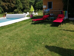 Outdoor pool, a heated pool - 4 Bedroom Cottage in chateau la valliÃ©re (chateau la valliére)