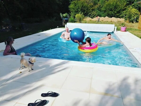 Piscine extérieure, piscine chauffée