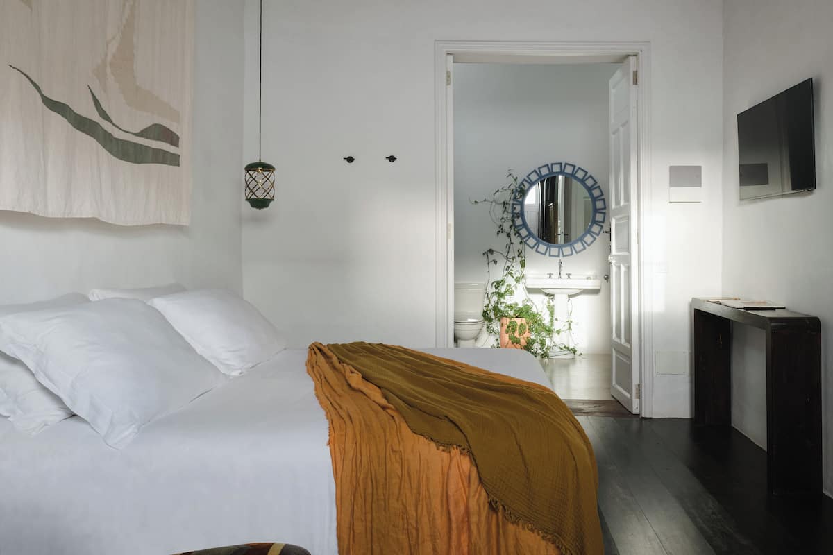 Premium Deluxe El Cuarto | 1 bedroom, Egyptian cotton sheets, premium bedding, down duvets