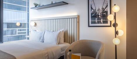 2 makuuhuonetta, silitysrauta/-lauta, Wi-Fi, vuodevaatteet