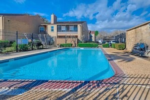 Outdoor pool - Entire Condo Terrace @ Bellaire & Kim Son next to park with pool, & tennis court (Houston)
