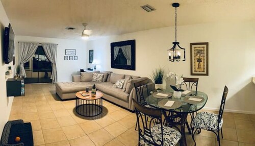 Lovely 1 bedroom unit with pool