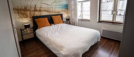 1 室のベッドルーム、アイロン / アイロン台、旅行用ベビーベッド、WiFi (無料)