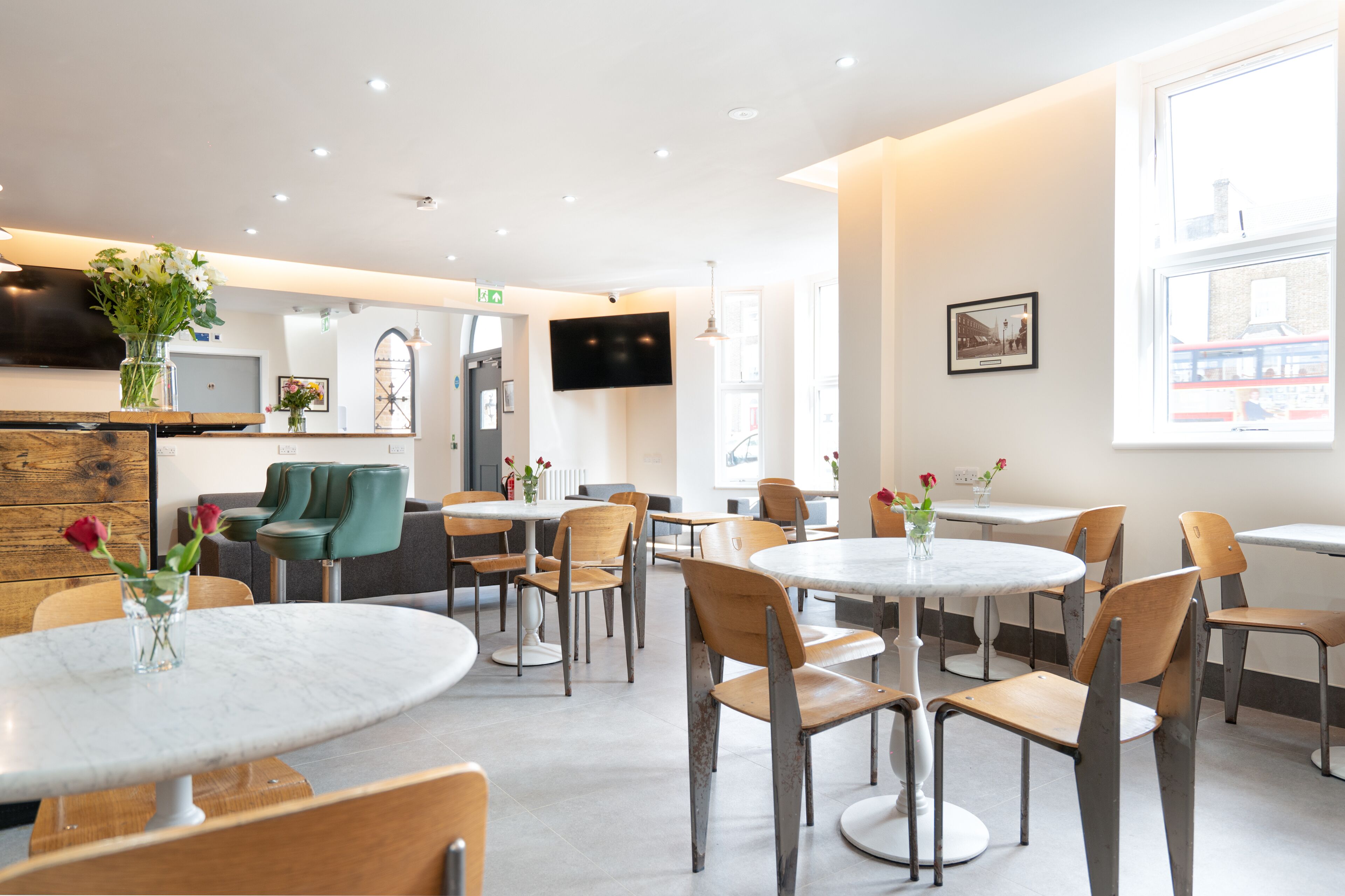 Photo - Hotel DC, Stratford