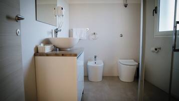 Superior Room | Bathroom