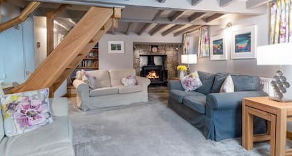 Bodfryn Cottage - Three Bedroom Cottage, Sleeps 6