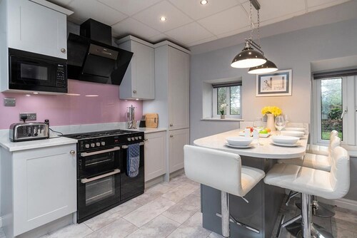 Bodfryn Cottage - Three Bedroom Cottage, Sleeps 6