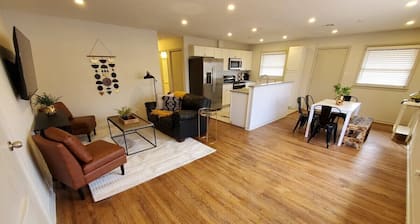South Side Chic 3Br 1Ba 10mn to McConnell Spirit