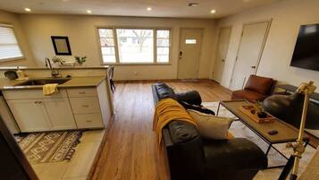 TV