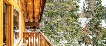 Mountain View Chalet by Cottonwood Lodging