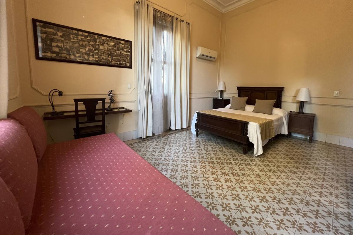 Royal-Doppelzimmer | Minibar, Zimmersafe, individuell dekoriert, individuell eingerichtet