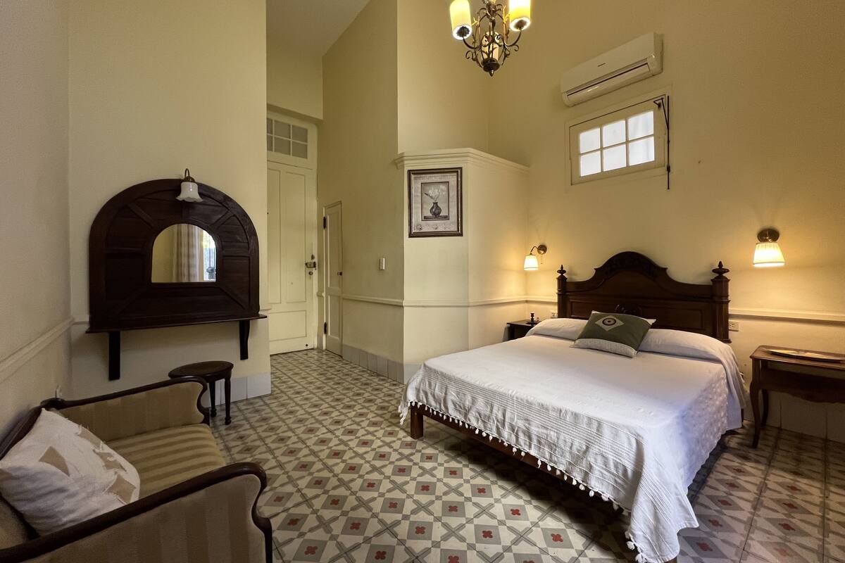 Comfort-Doppelzimmer | Minibar, Zimmersafe, individuell dekoriert, individuell eingerichtet