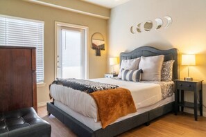 2 sovrum, strykjärn/strykbräda, wi-fi och sängkläder