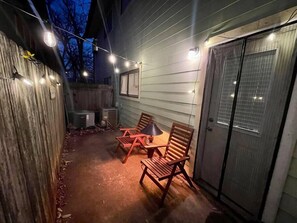Terrace/patio - Mid-Century Austin Escape! Long Term Discounts! (Austin)