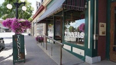 The MJ Tunnel! Renovated Suite, WiF, Parking