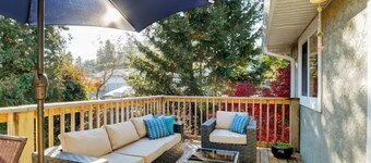 Victoria's West Coast Living, 3 bdr, 2000 sqft