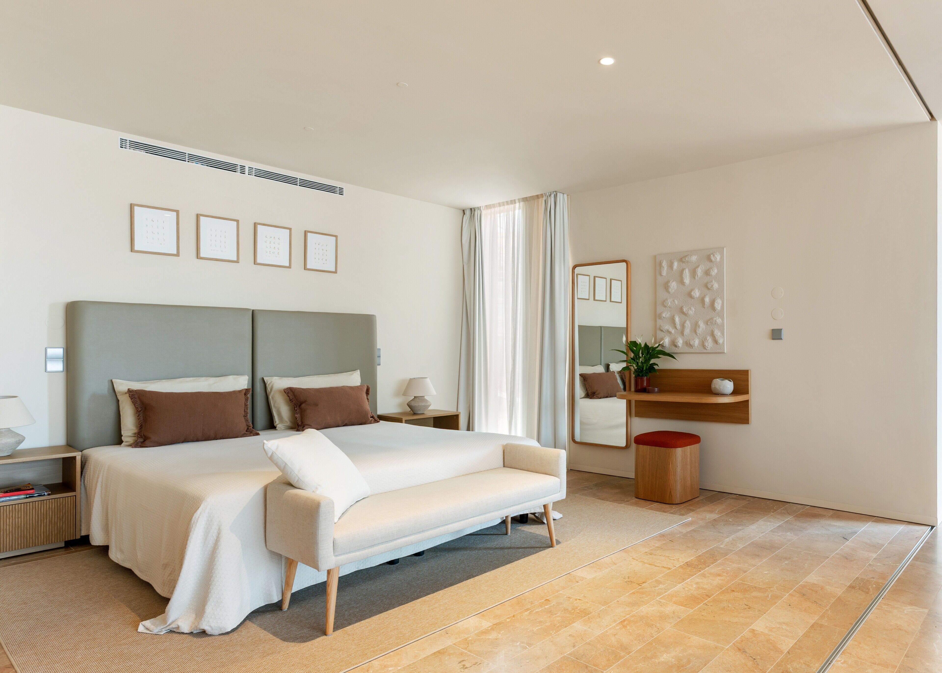 In-room safe, soundproofing, WiFi (free), bed sheets