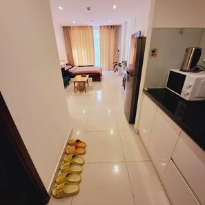 1 bedroom, bed sheets - Austin Apartment CBD - Near International Airport (Thành ph H Chí Minh)