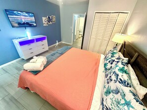 1 habitación, tabla de planchar con plancha, wifi y ropa de cama