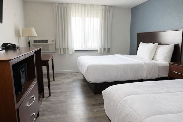 Standard dubbelrum | Skrivbord, arbetsyta för laptop, ljudisolering och gratis wi-fi