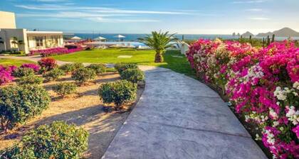 Winter Savings!! Ocean view w/private Rooftop villa & 5min /downtown