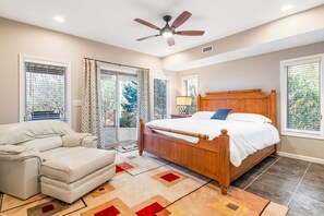 5 bedrooms, Internet, bed sheets