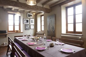 Dining - Superb, large property: swimming pool, tennis court 30 mins from the Châteaux de la Loire (Cloyes-les-Trois-Rivières)