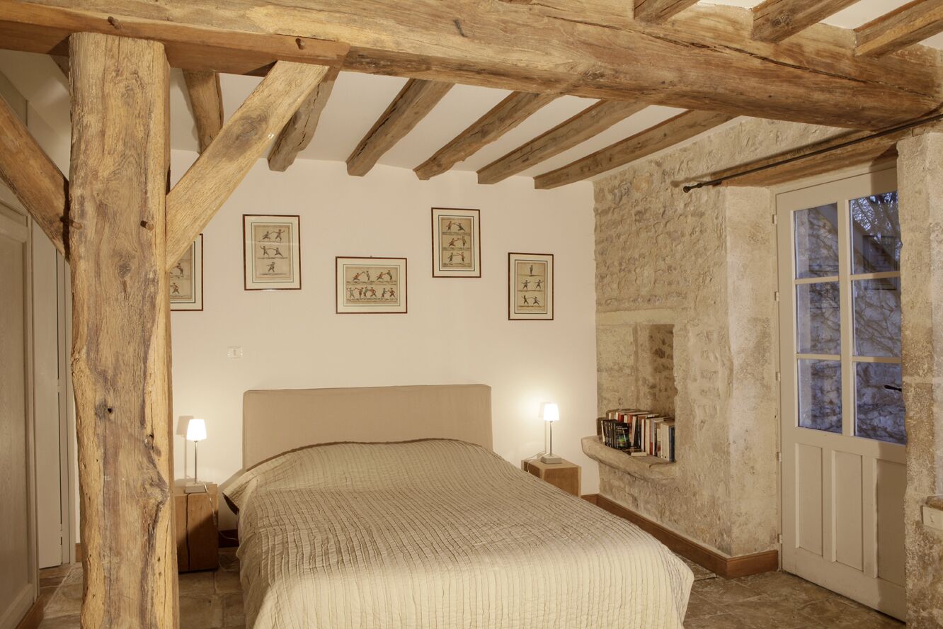 10 chambres, fer et planche à repasser, lit parapluie, Wi-Fi gratuit