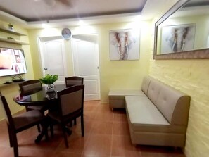 55-inch Smart TV with cable channels, TV