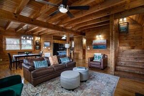 Smart-tv en een open haard