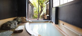 Takayu Onsen Adachiya Ryokan
