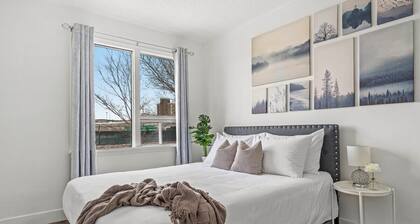 Family Retreat w/ Backyard, BBQ & Play Area