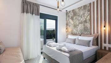 4 habitaciones, caja de seguridad en la habitación y escritorio