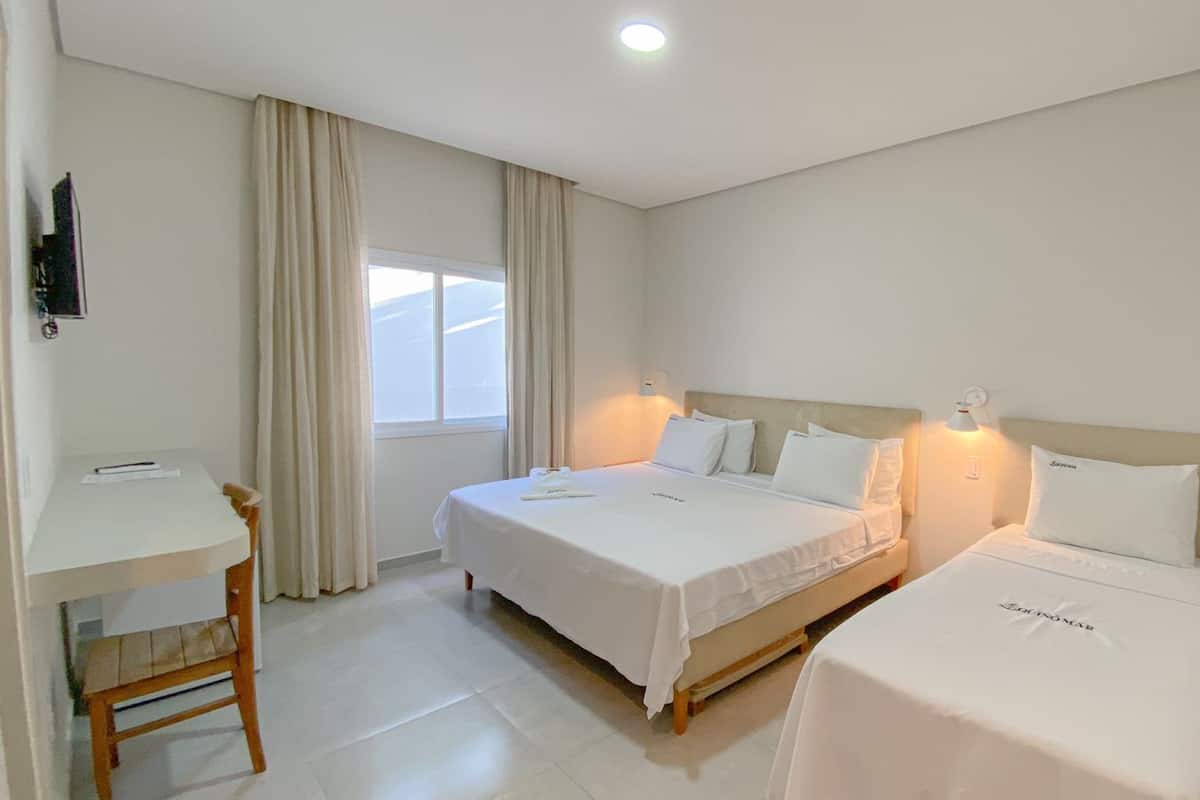 Wi-Fi de cortesia, roupa de cama