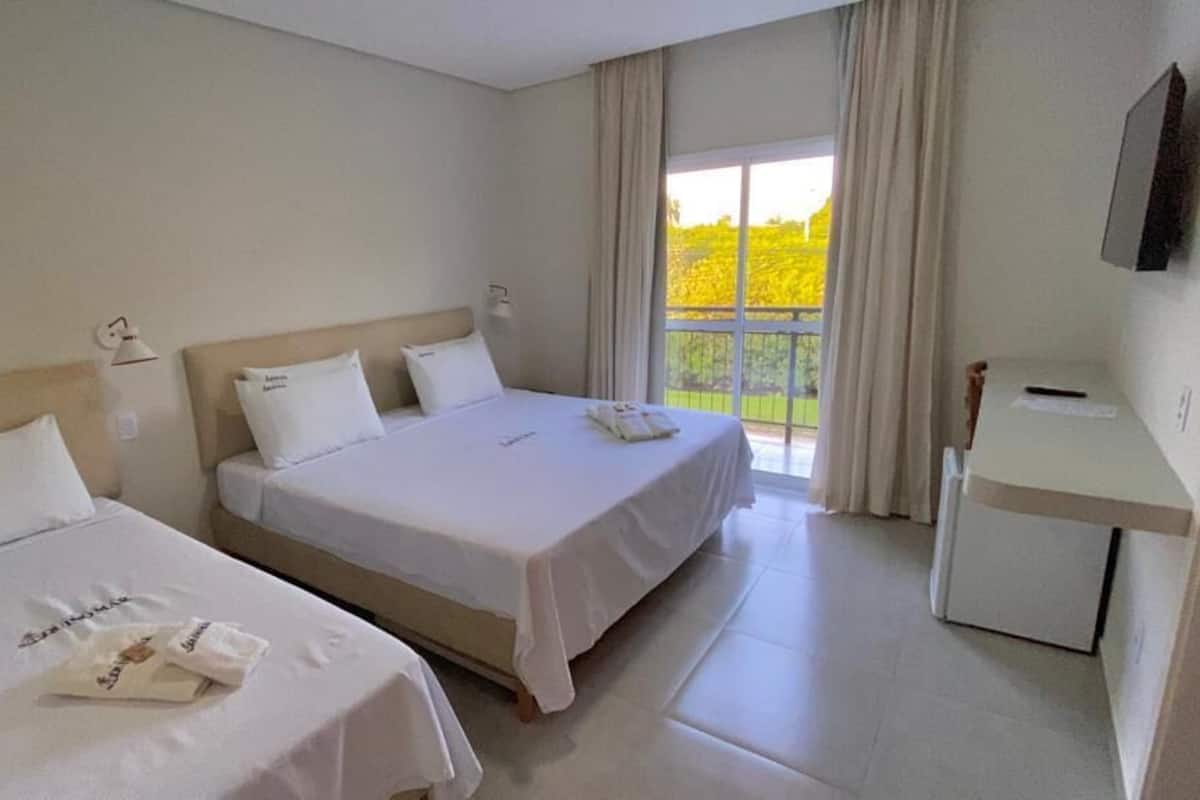 Wi-Fi de cortesia, roupa de cama