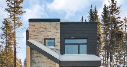 Forêt Blanche | Cozy Family Retreat | Sauna, Pool & Spa