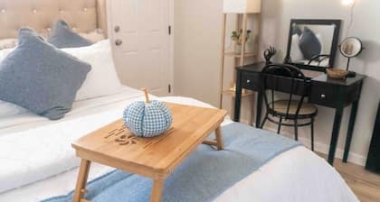 Casita Moderna | Near SWOSU, Downtown, & I-40!