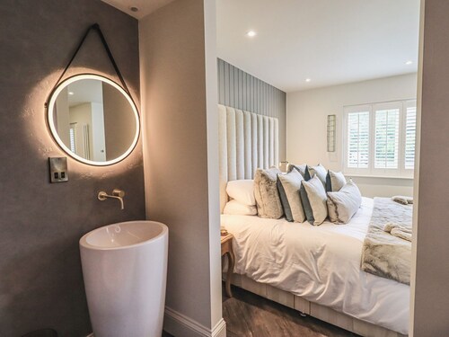 Whisk Away Cottage