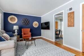 Smart TV, futbolito y servicios de streaming 