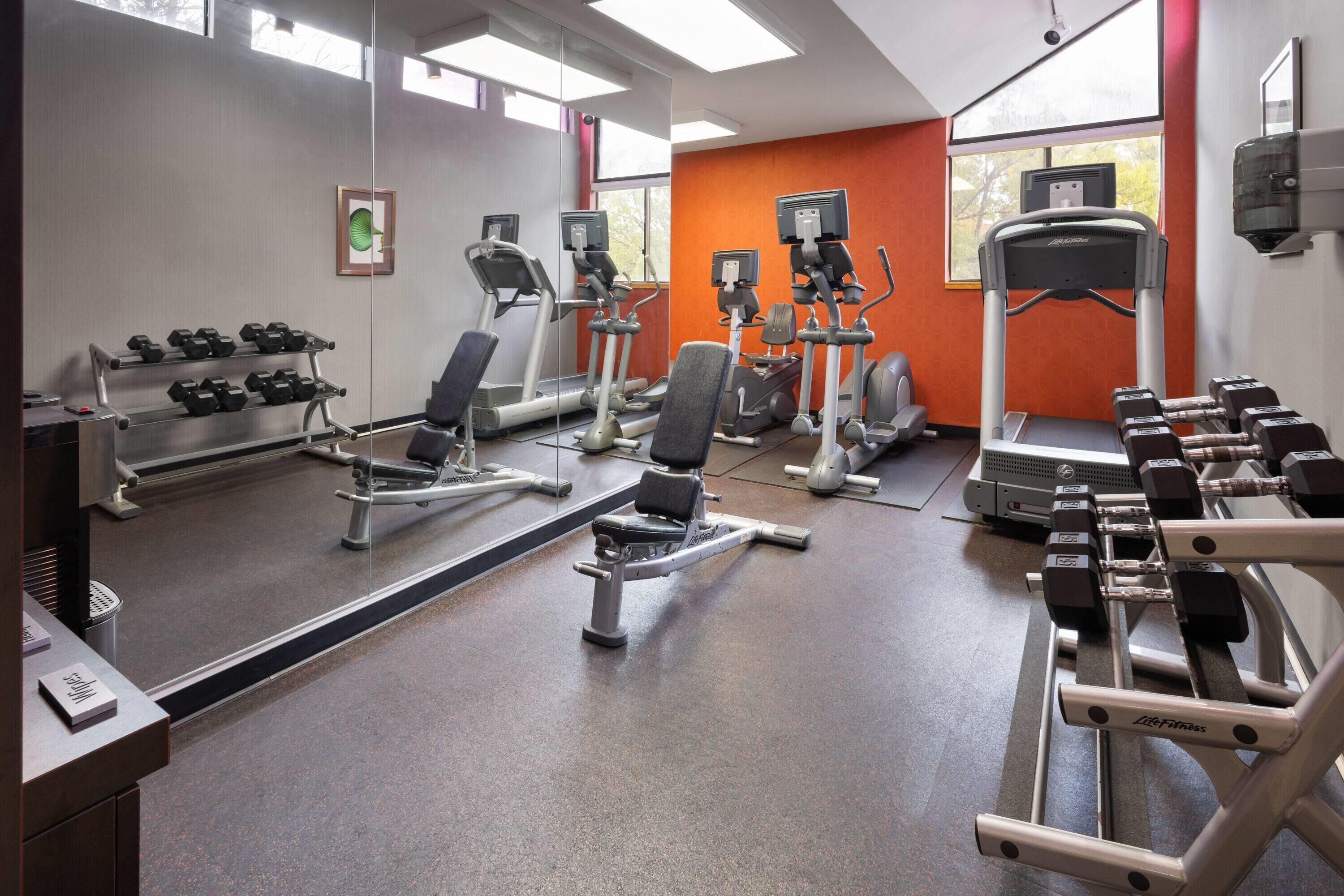 Photo - Tysons Corner Suites, A Baymont by Wyndham