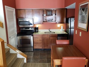 Suite, Multiple Beds, Non Smoking | Desk, blackout drapes, free WiFi, bed sheets - Tysons Corner Suites, A Baymont by Wyndham (Vienna)