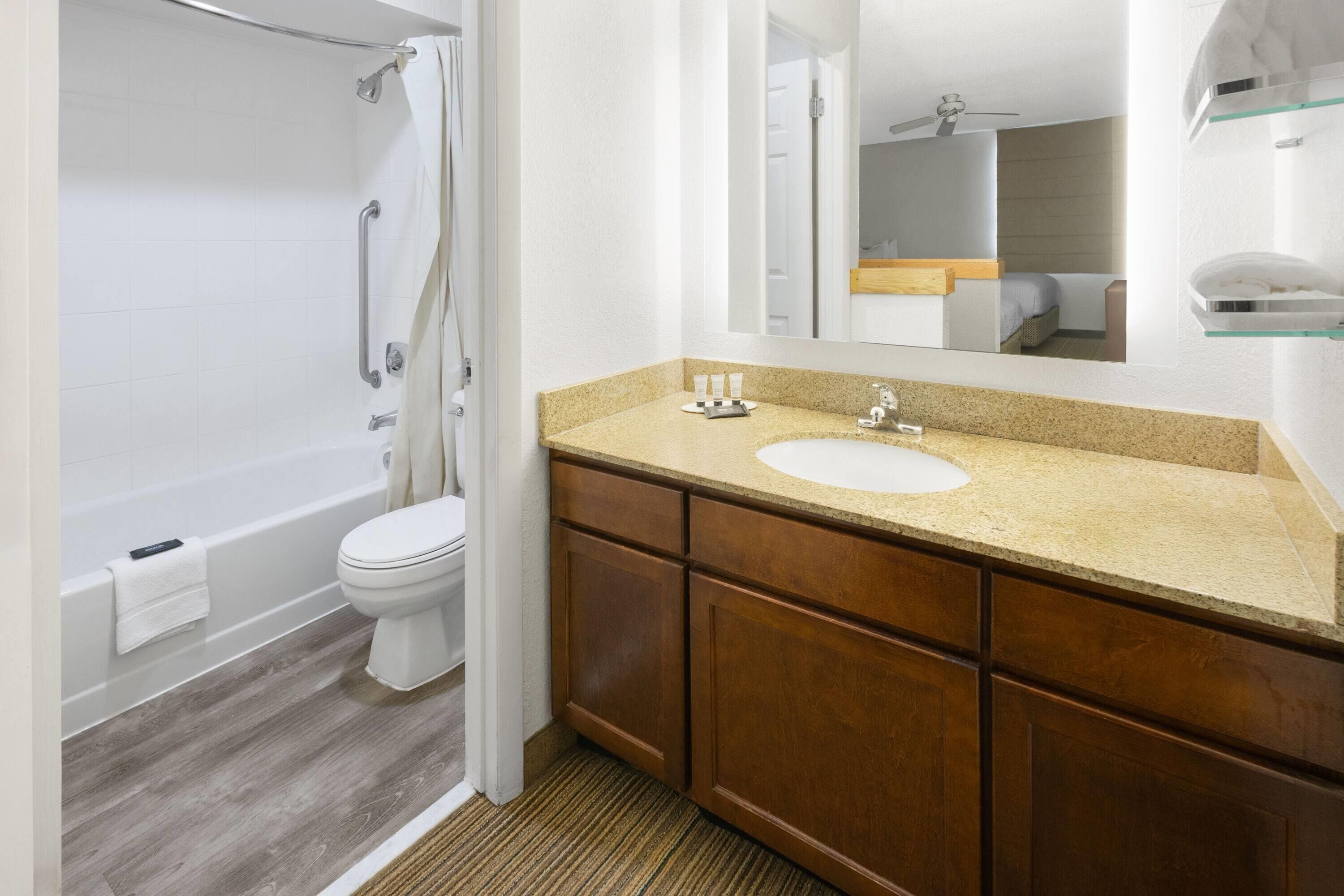 Photo - Tysons Corner Suites, A Baymont by Wyndham